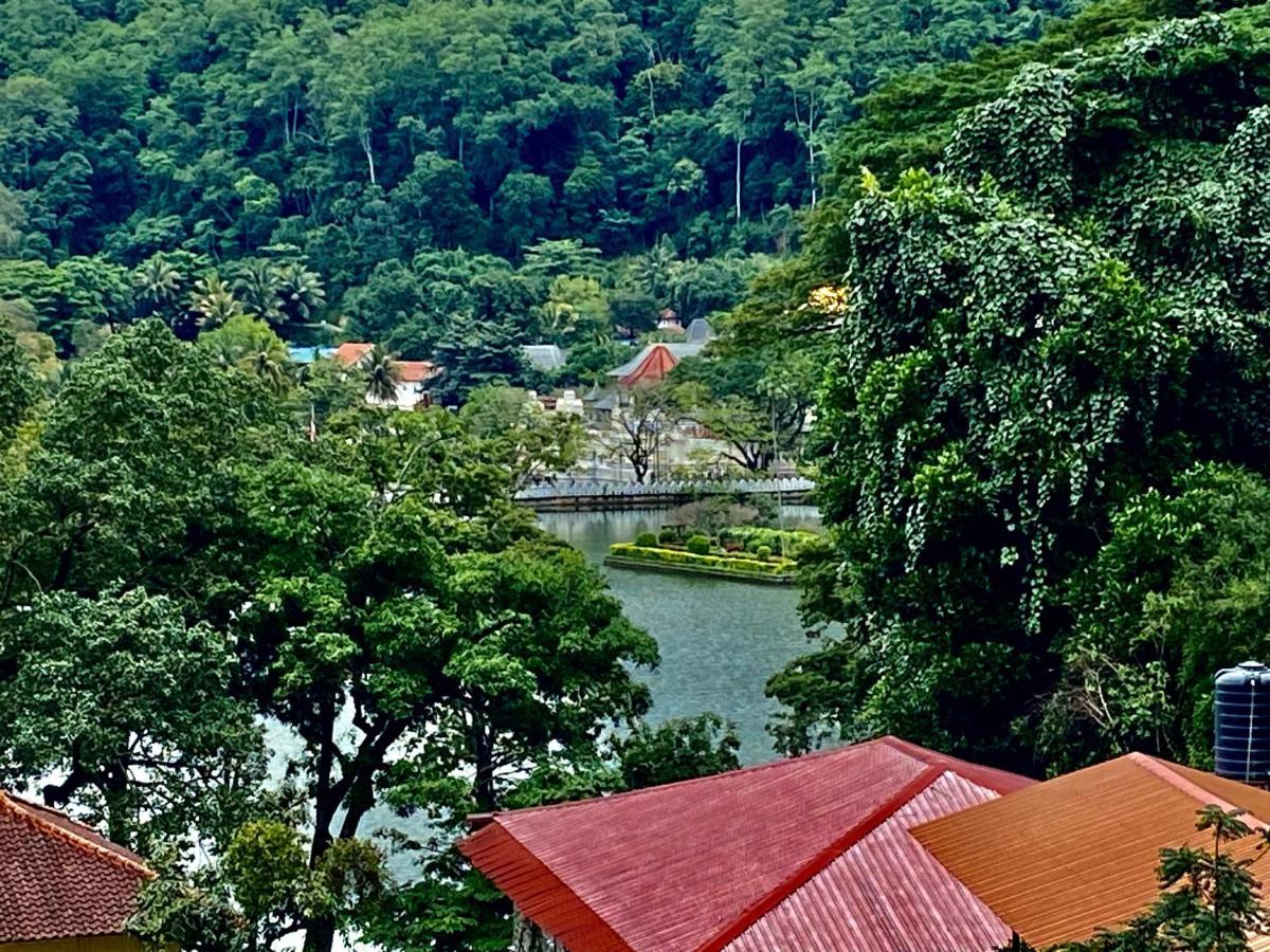 Sesatha Lake Kandy Hotel Luaran gambar