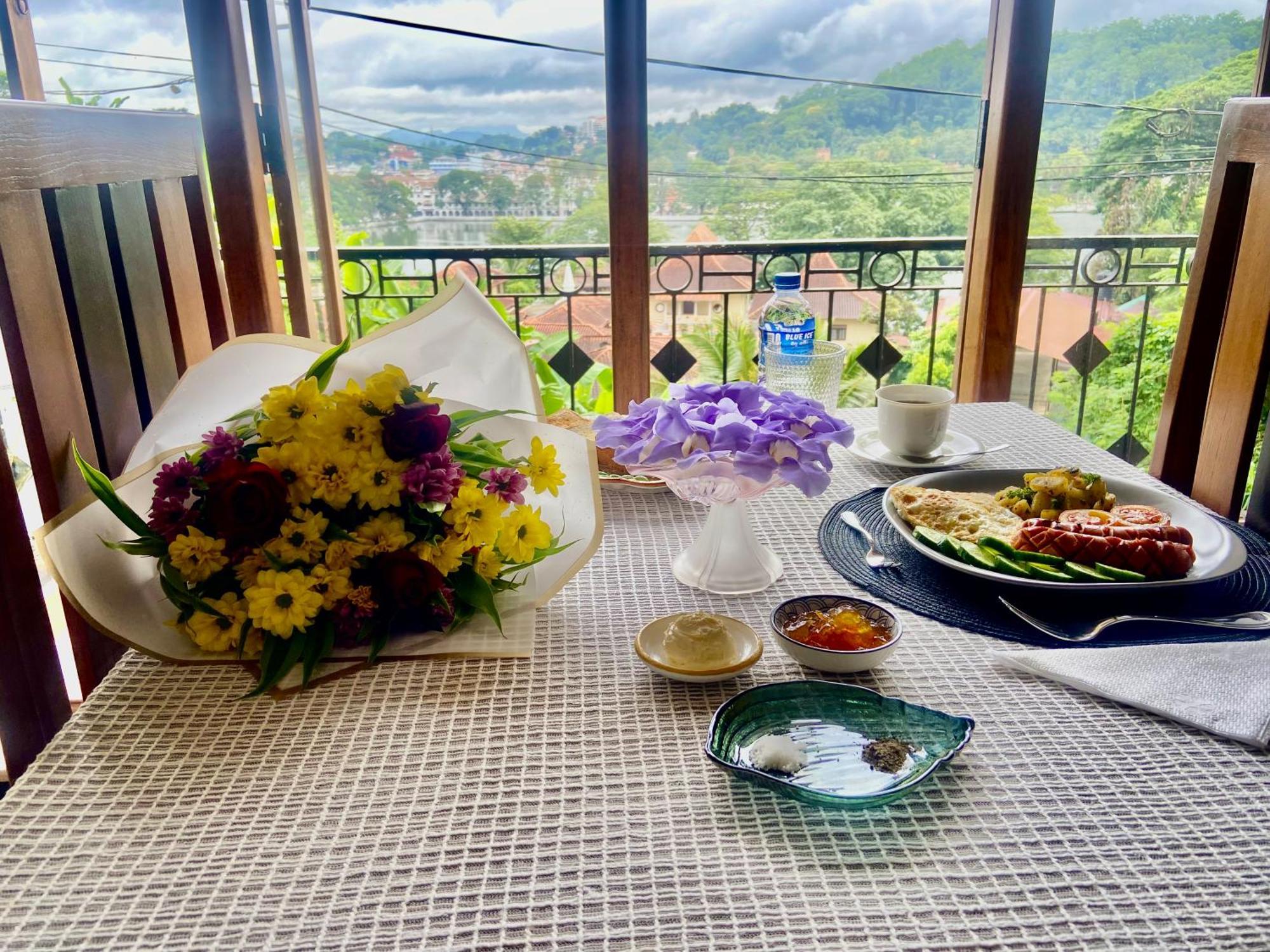 Sesatha Lake Kandy Hotel Luaran gambar